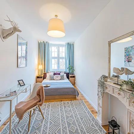 Hello City Center Of Old Town 3 Bedrooms Art & View Apartment Gdansk
