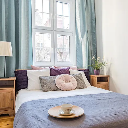 Hello City Center Of Old Town 3 Bedrooms Art & View Apartment Gdansk