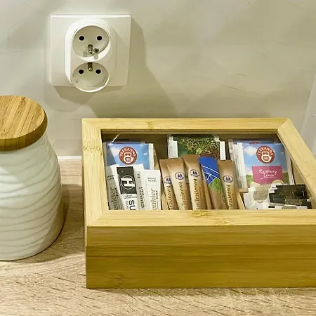 Lts Rent Comfortable Old Town & Art, Three *