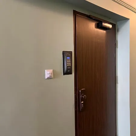 Lts Rent Comfortable Old Town & Art, Three *