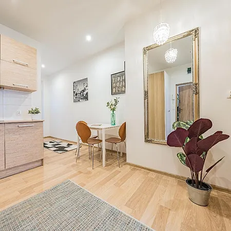 Comfy I Warzywnicza Art Loft - Old Town Apartman *