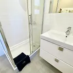 Lts Rent Comfortable Old Town & Art, Three *